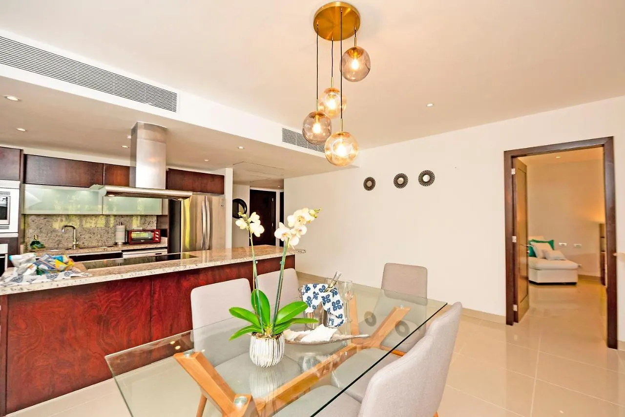 Mareazul Luxury Beach Front Complex Secret Paradise Playa del Carmen Apartment