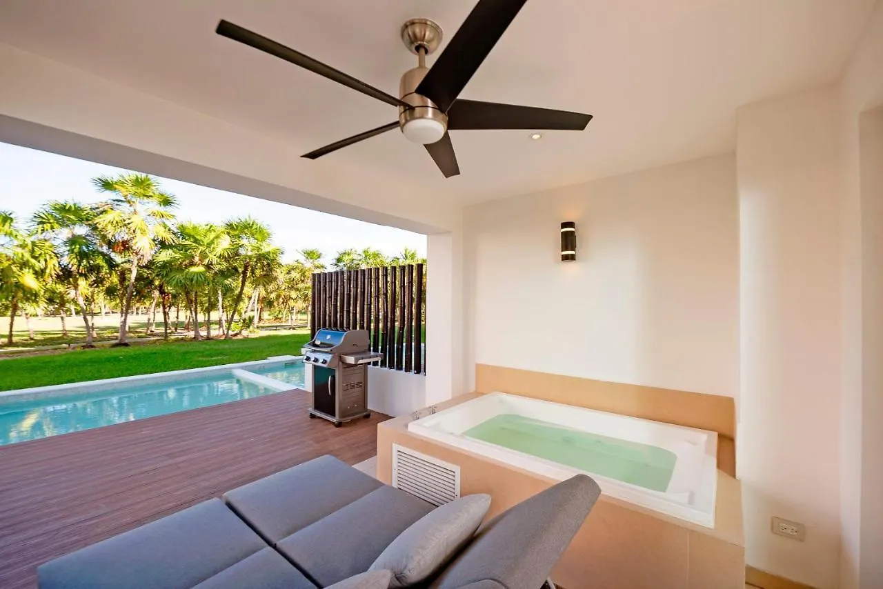 Apartment Mareazul Luxury Beach Front Complex Secret Paradise Playa del Carmen