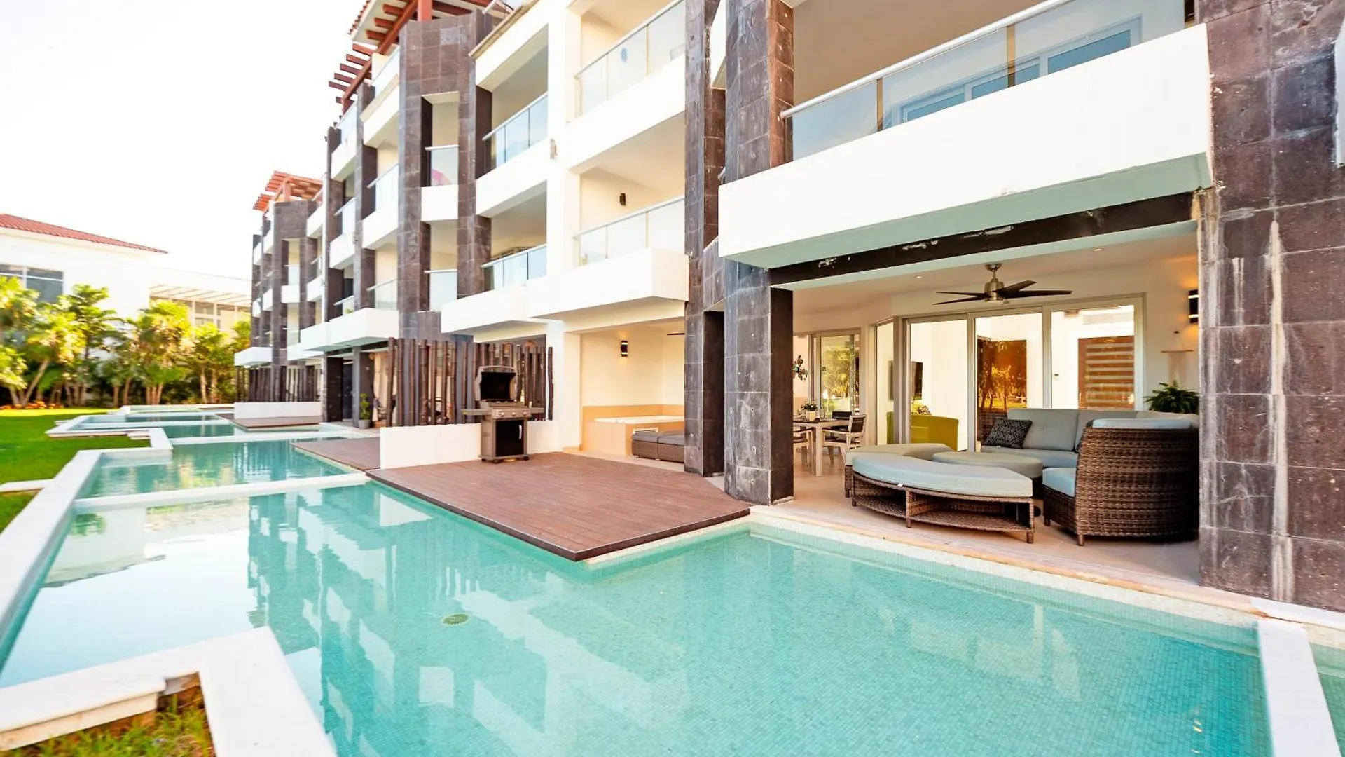 Mareazul Luxury Beach Front Complex Secret Paradise Playa del Carmen
